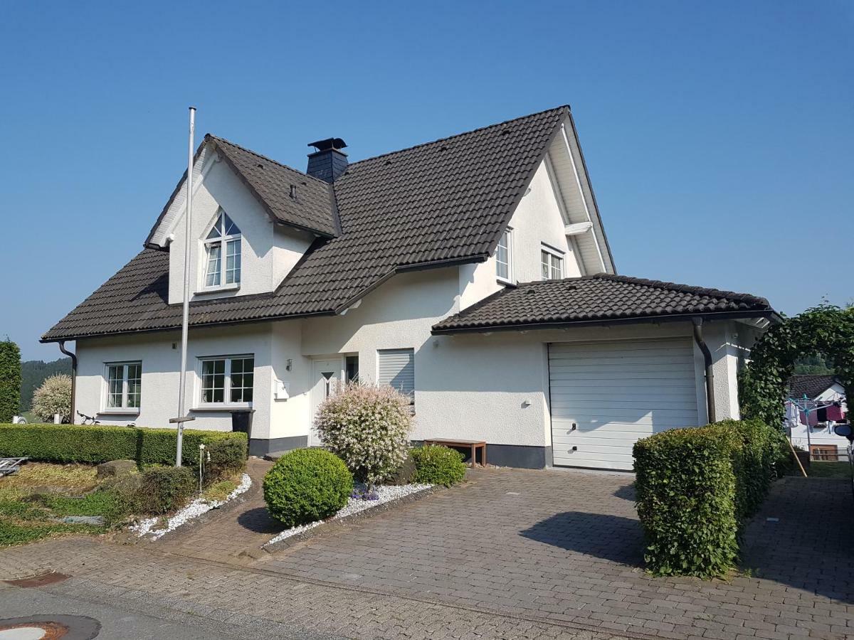 Ferienwohnung Quirinus Eslohe Exterior foto